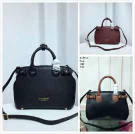 Picture of Burberry Lady Handbags _SKUfw91858065fw